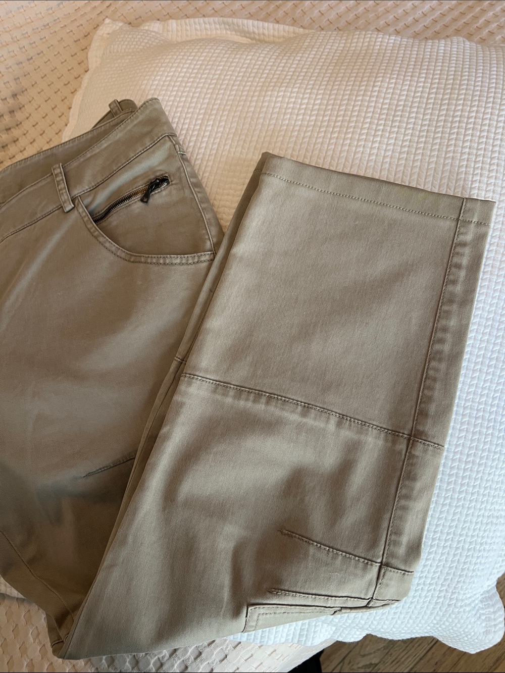 Robert Rodriguez Women’s  Slim Utility Pants in Light Tan, never worn.
